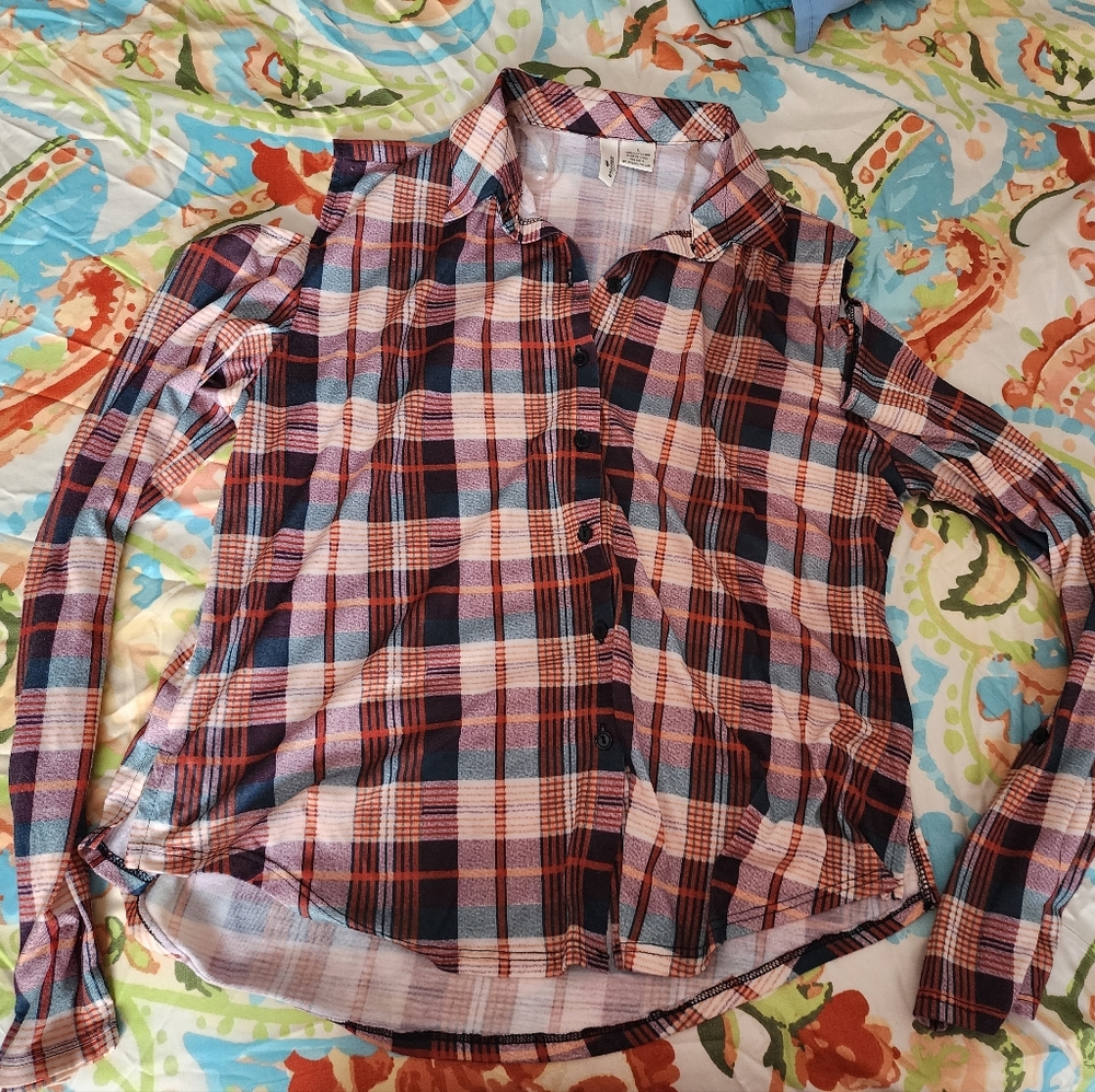 Essenza plaid button-up cold shoulder shirt